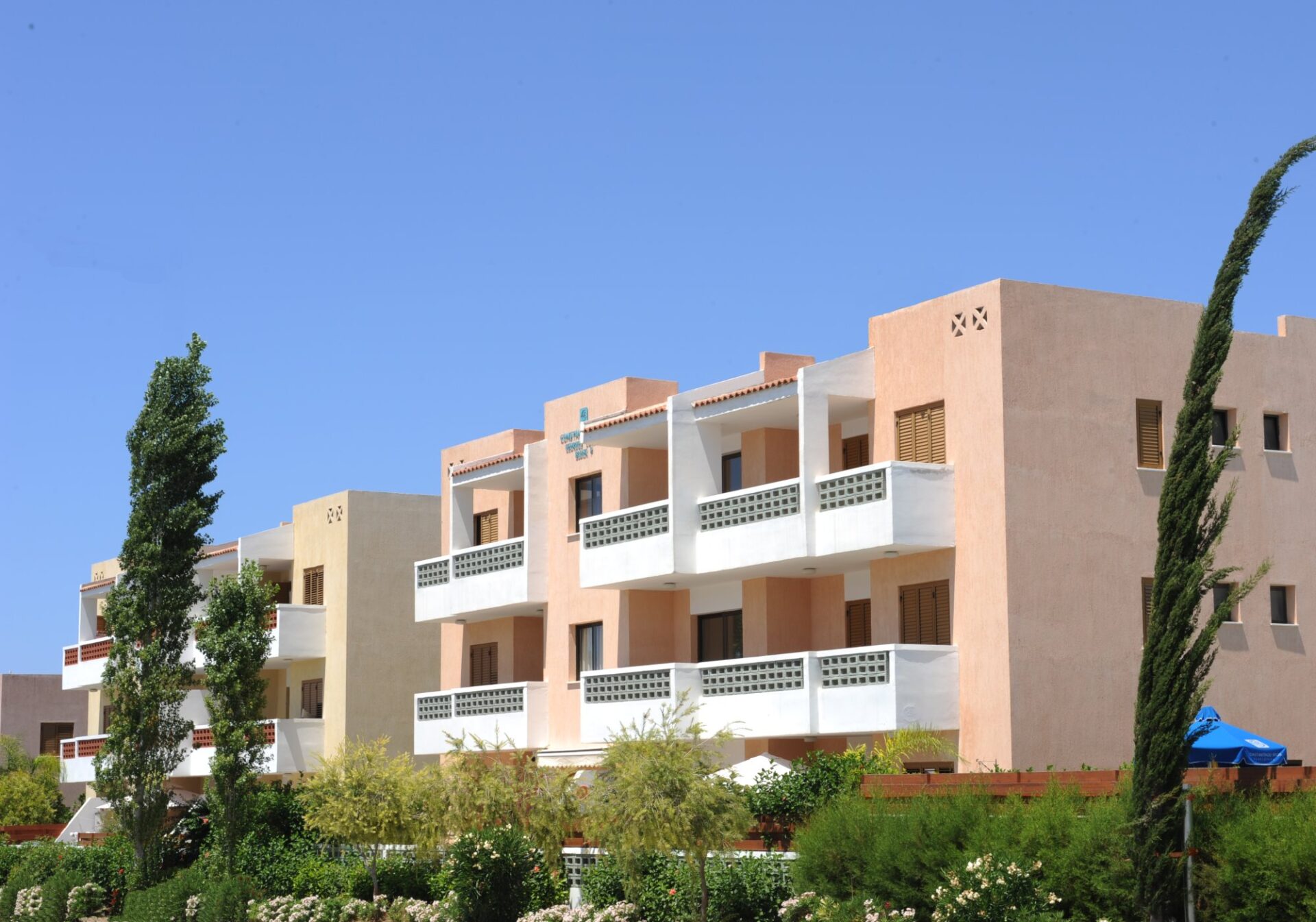 Georgos Complex – Căn hộ J201